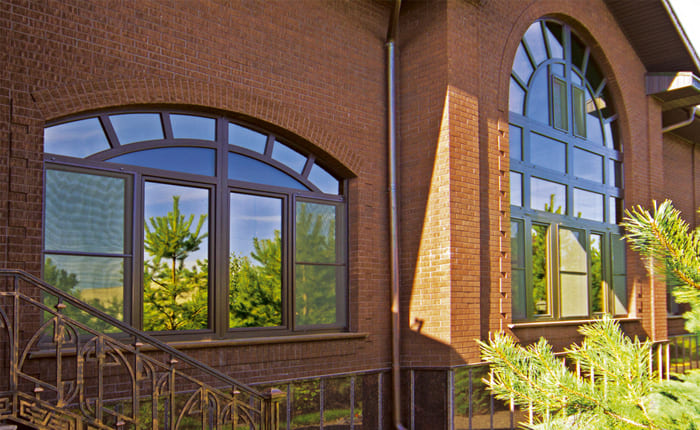 Солнцезащитные окна: как стекло защищает от света и жары?